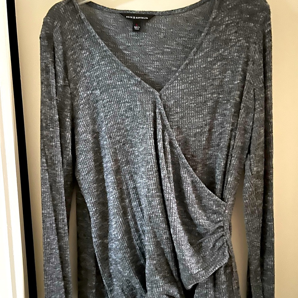 R&R Long sleeve faux wrap top